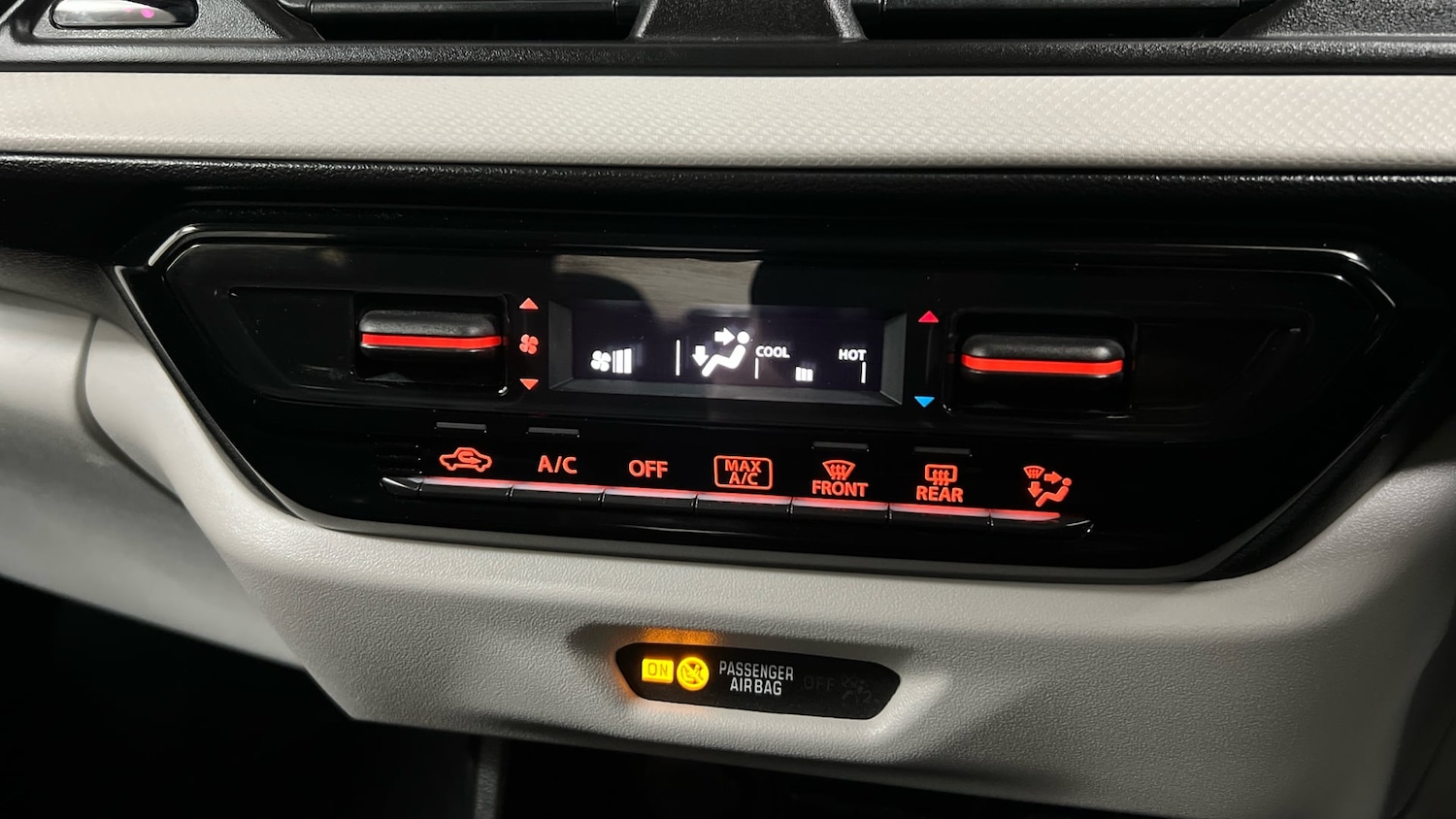 Used Suzuki Swift 2024 for sale - 77357463: Photo 17