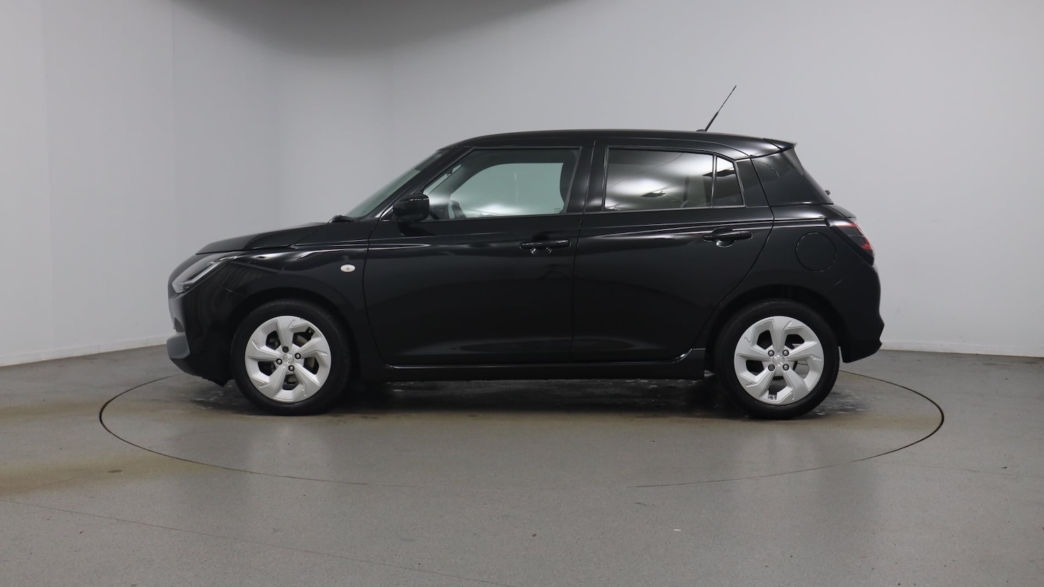 Used Suzuki Swift 2024 for sale - 77357463: Photo 19