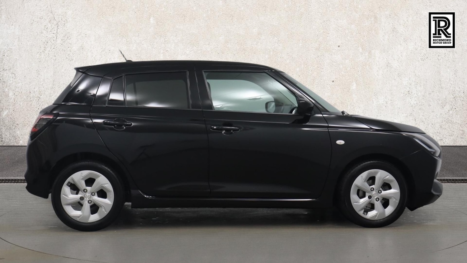 Used Suzuki Swift 2024 for sale - 77357463: Photo 4