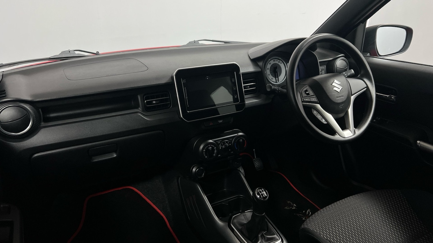 Used Suzuki Ignis 2020 for sale - 76680970: Photo 2