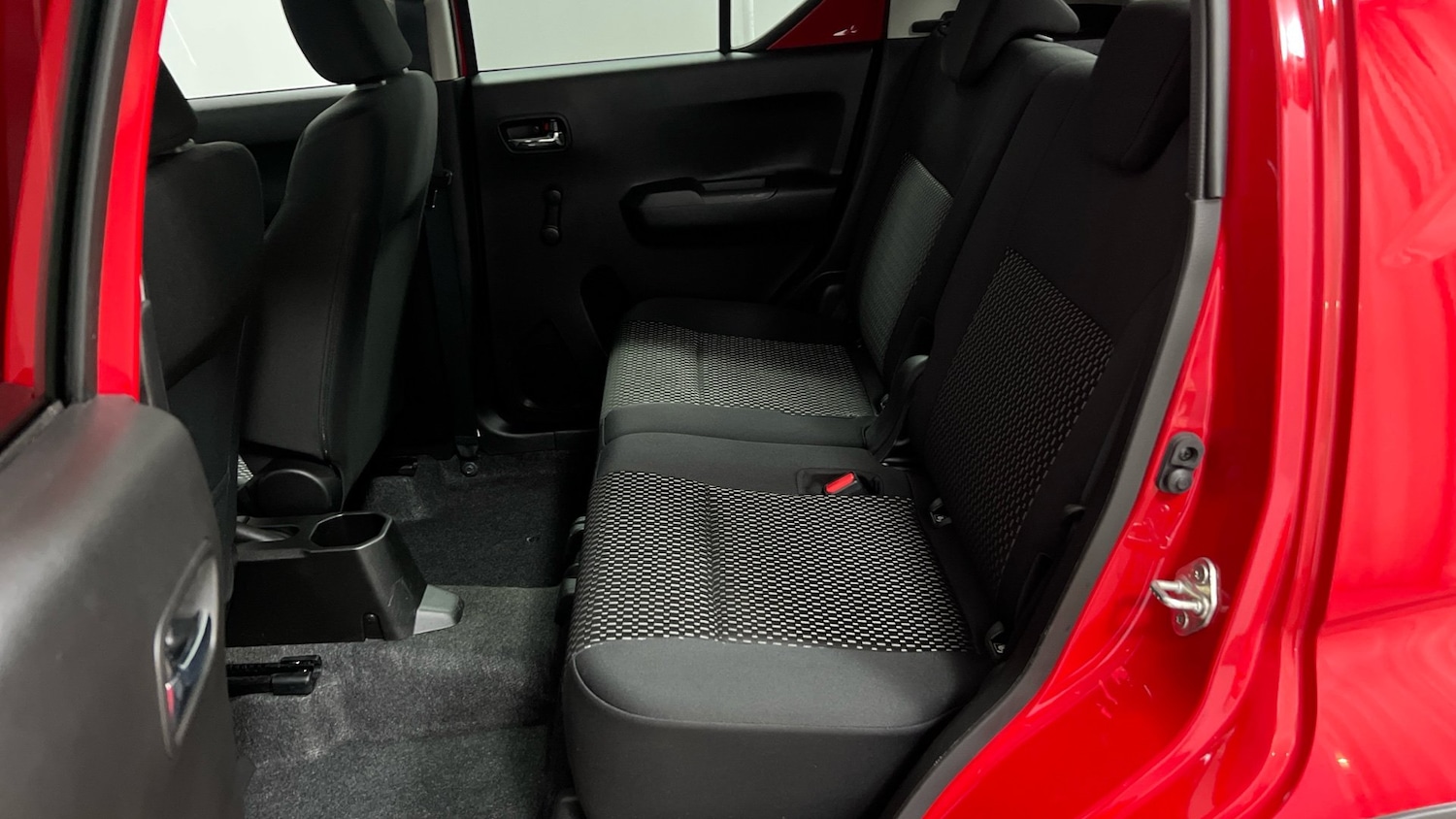 Used Suzuki Ignis 2020 for sale - 76680970: Photo 9