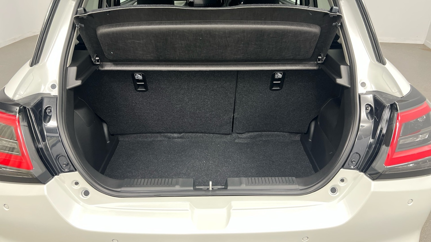 Used Suzuki Swift 2025 for sale - 76692395: Photo 11