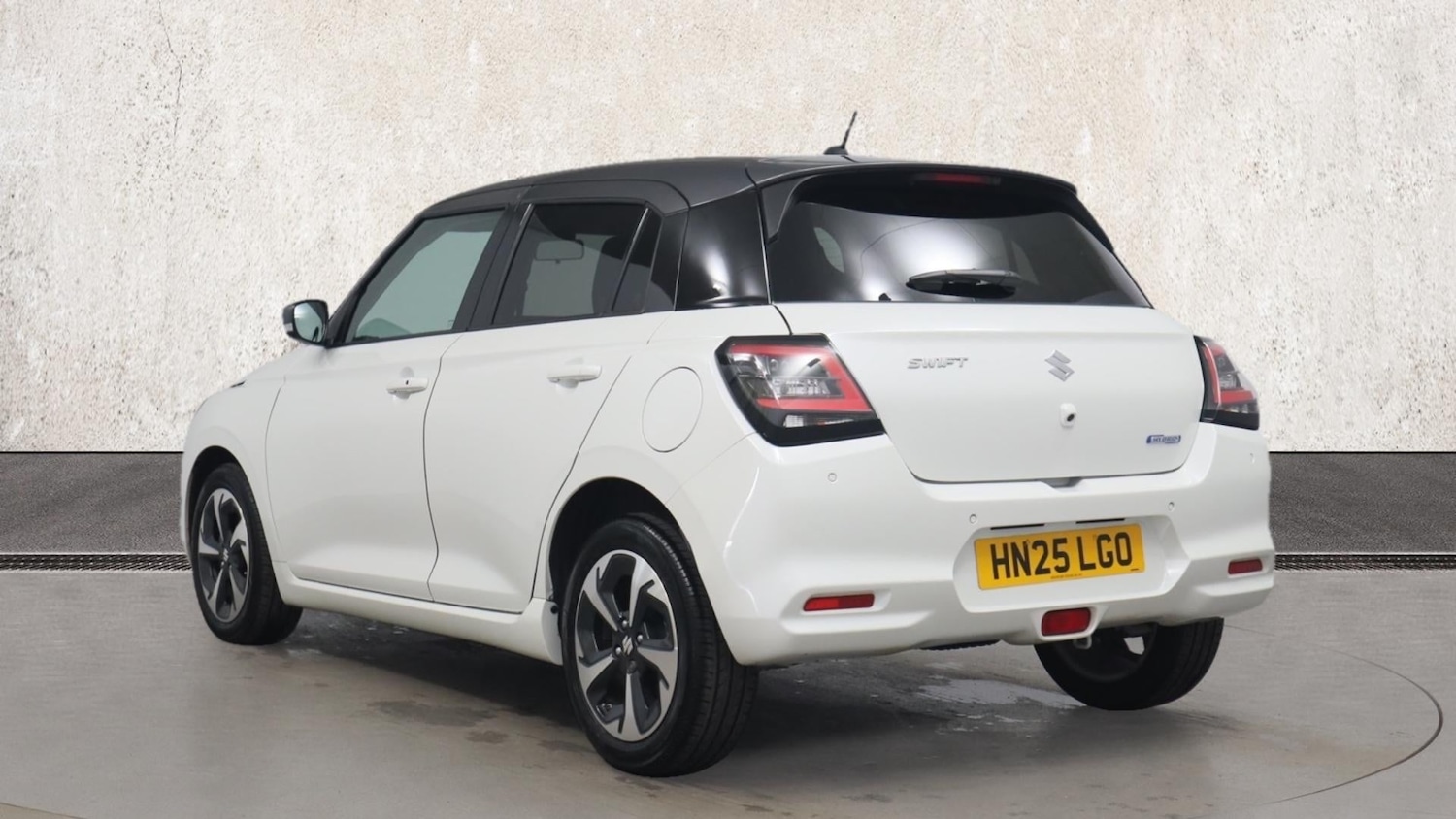 Used Suzuki Swift 2025 for sale - 78005314: Photo 3