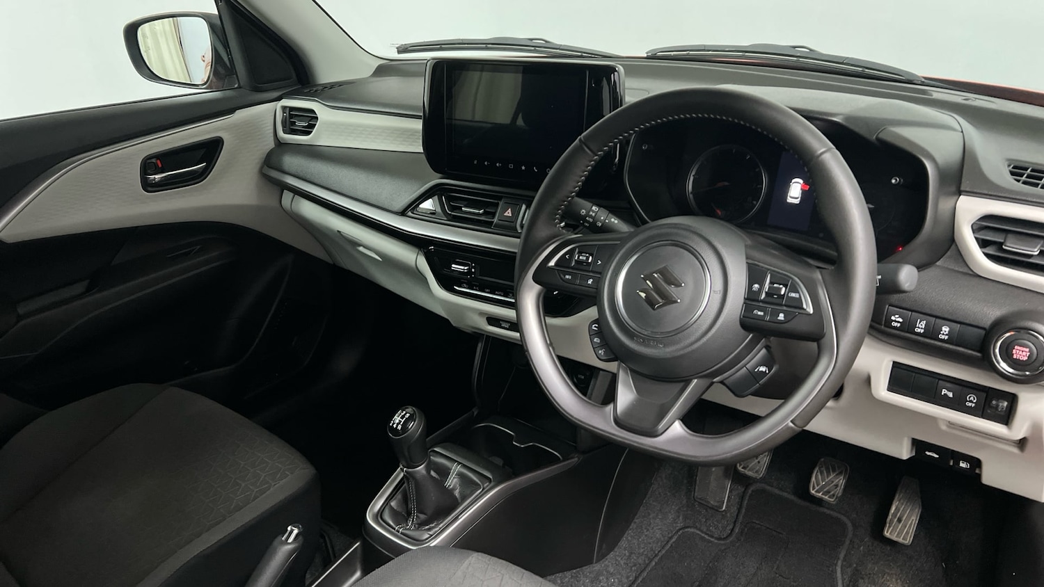 Used Suzuki Swift 2024 for sale - 77981933: Photo 6