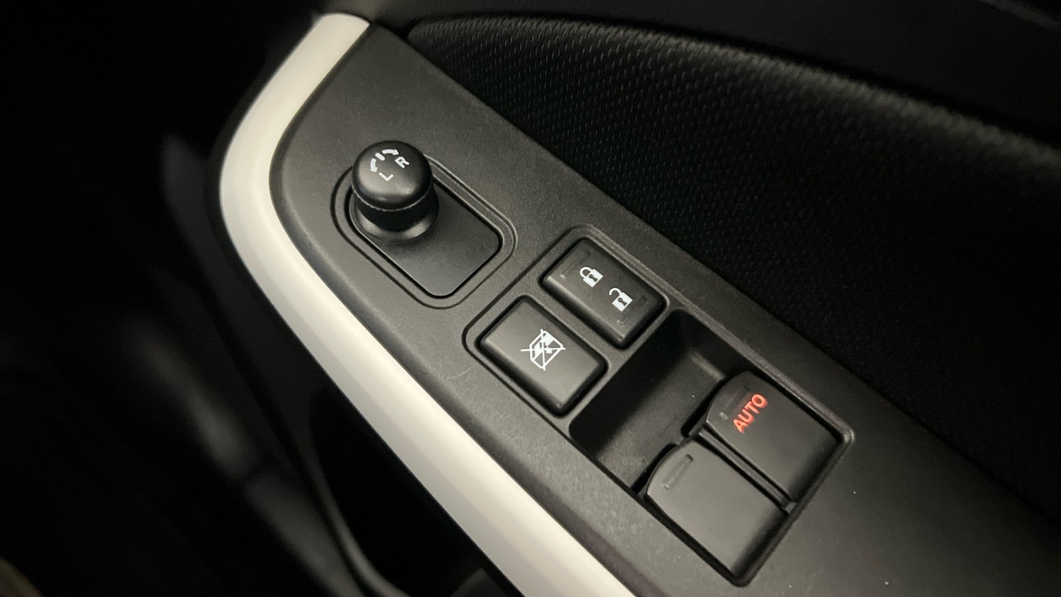 Used Suzuki Swift 2023 for sale - 76785331: Photo 21