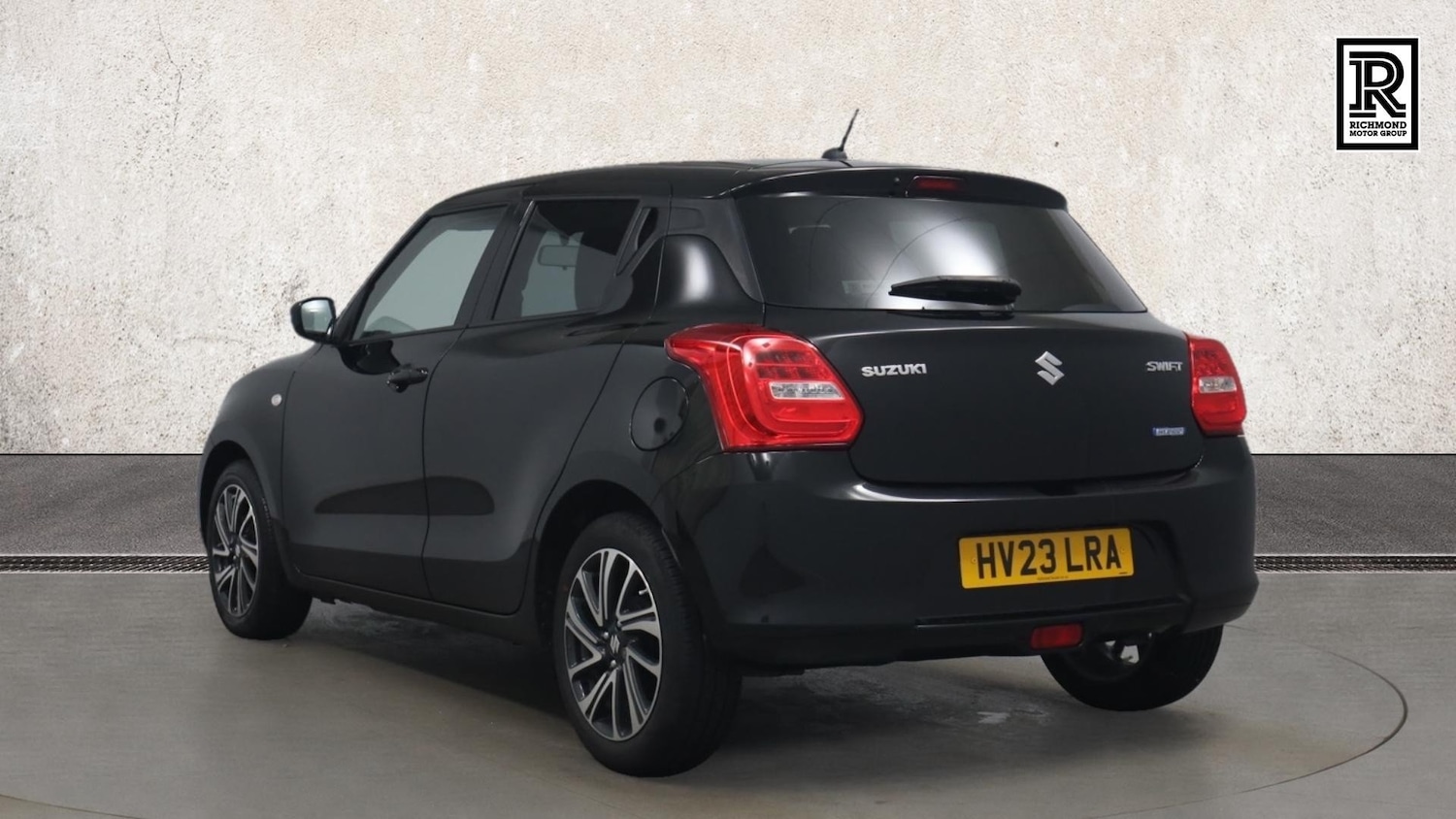 Used Suzuki Swift 2023 for sale - 76785331: Photo 3