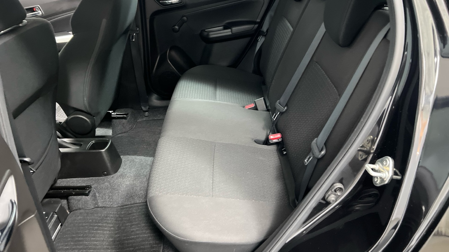 Used Suzuki Swift 2023 for sale - 76785331: Photo 9