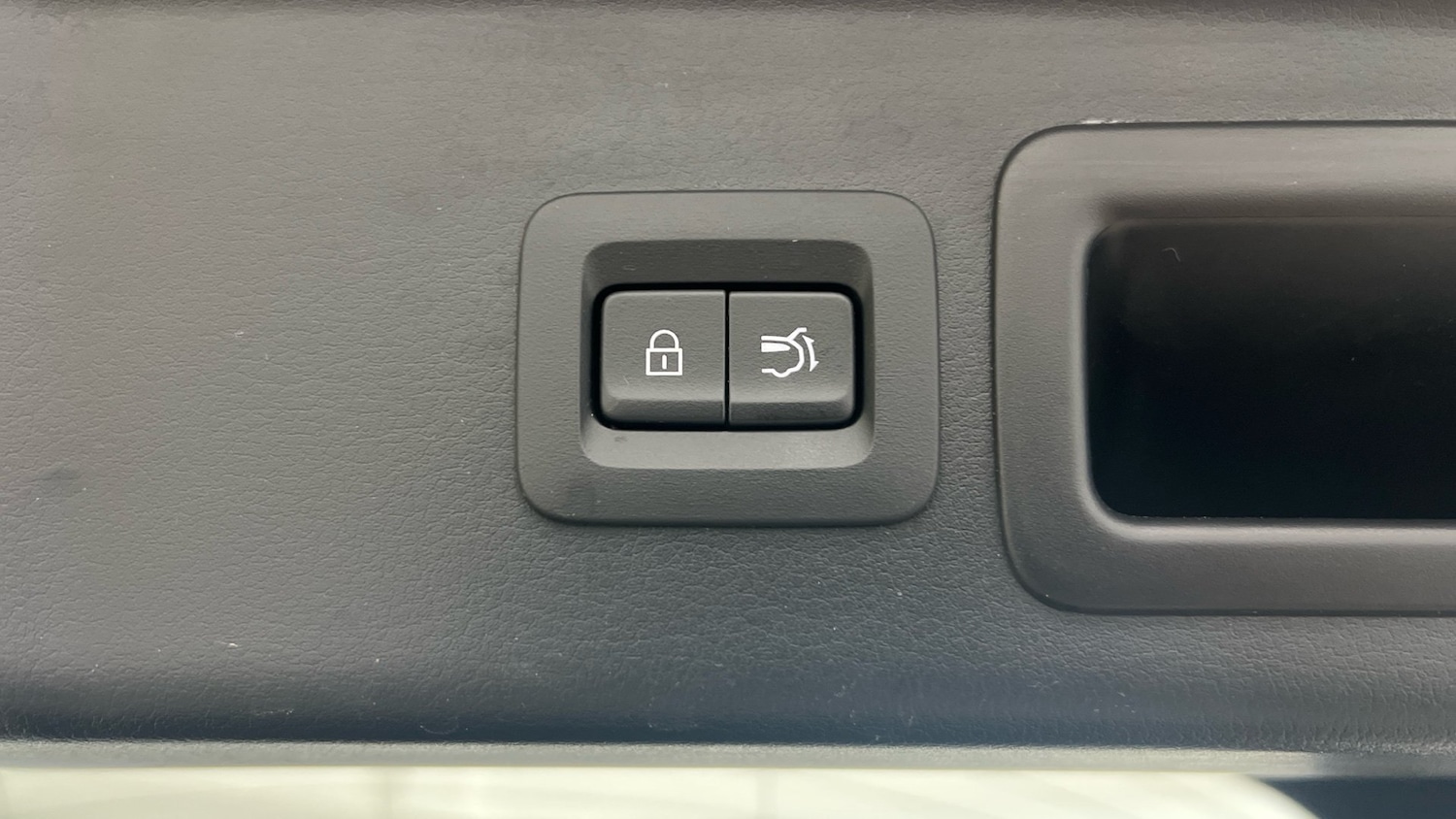 Used Mazda CX-30 2020 for sale - 76680885: Photo 25