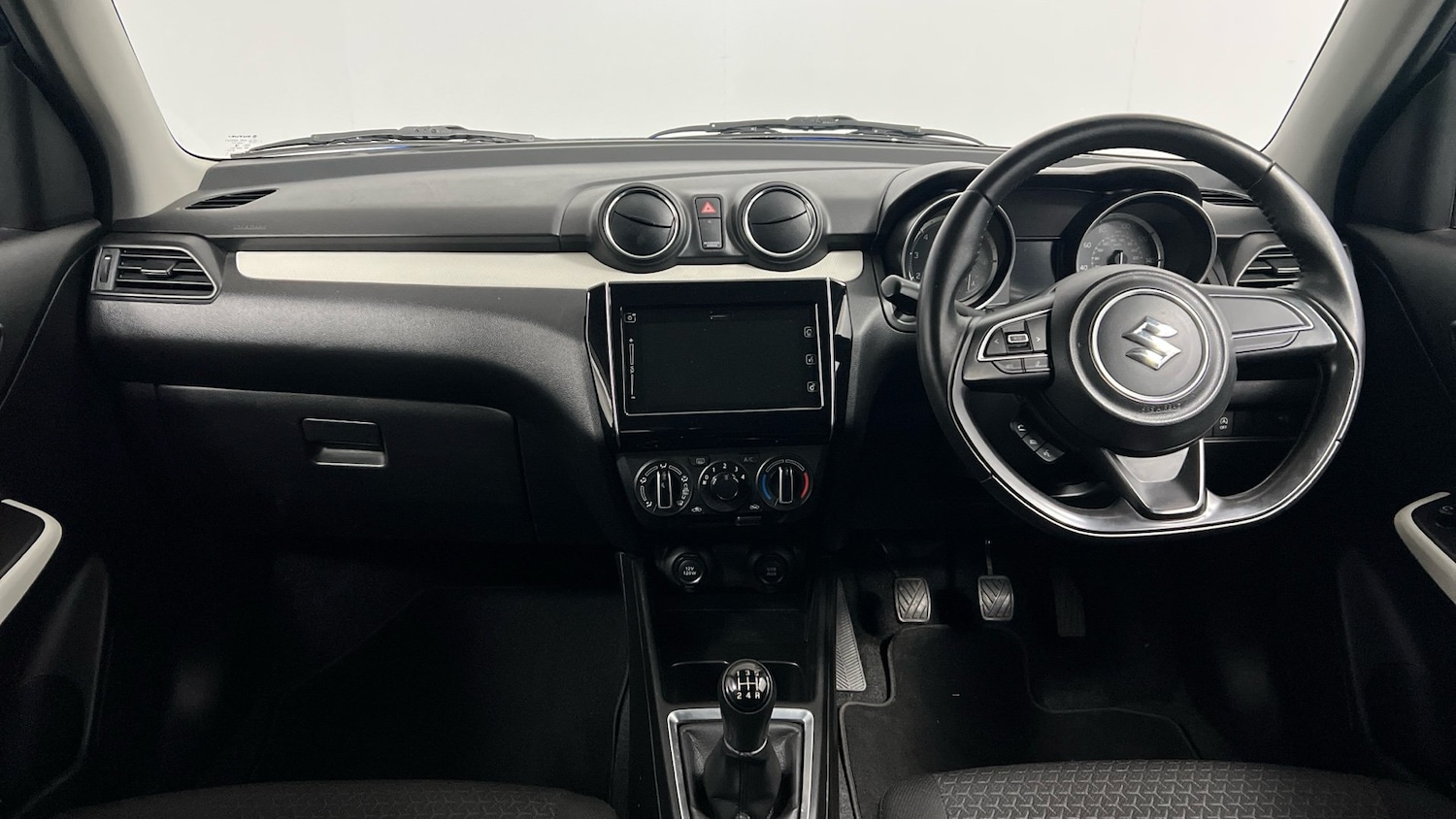 Used Suzuki Swift 2020 for sale - 76751960: Photo 13
