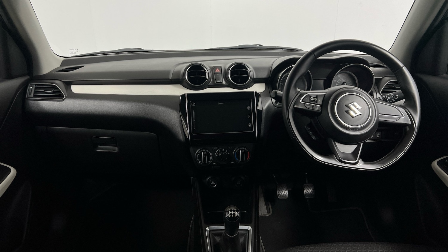 Used Suzuki Swift 2020 for sale - 76951363: Photo 13