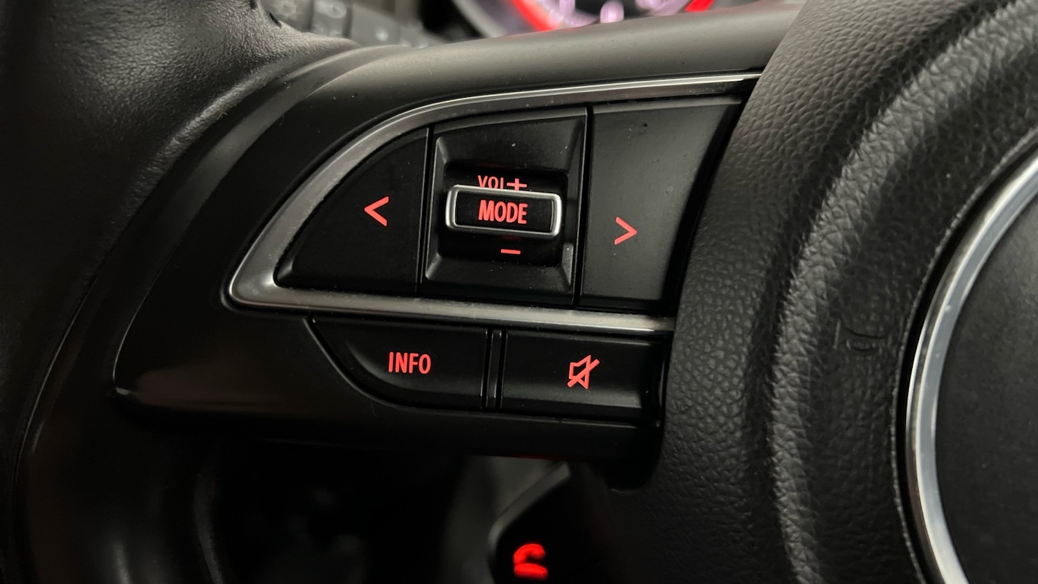 Used Suzuki Swift 2020 for sale - 76951363: Photo 15