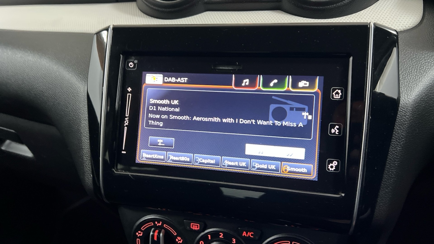 Used Suzuki Swift 2020 for sale - 76951363: Photo 23