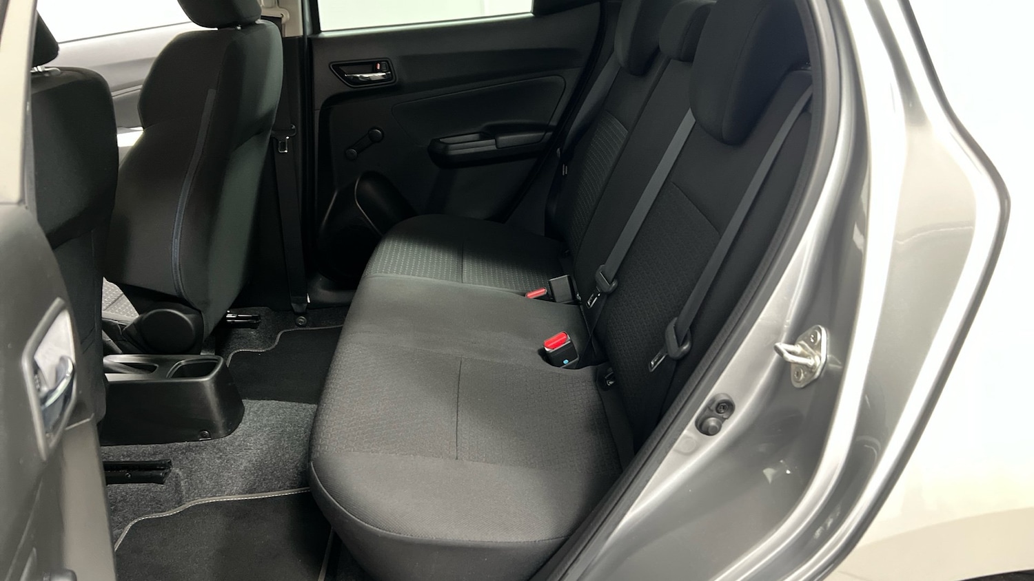 Used Suzuki Swift 2020 for sale - 76951363: Photo 9