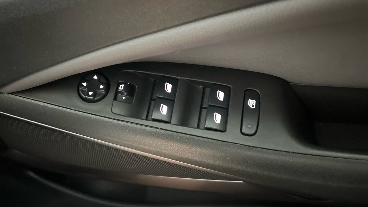 Used Vauxhall Crossland X 2019 for sale - 78158991: Photo 21