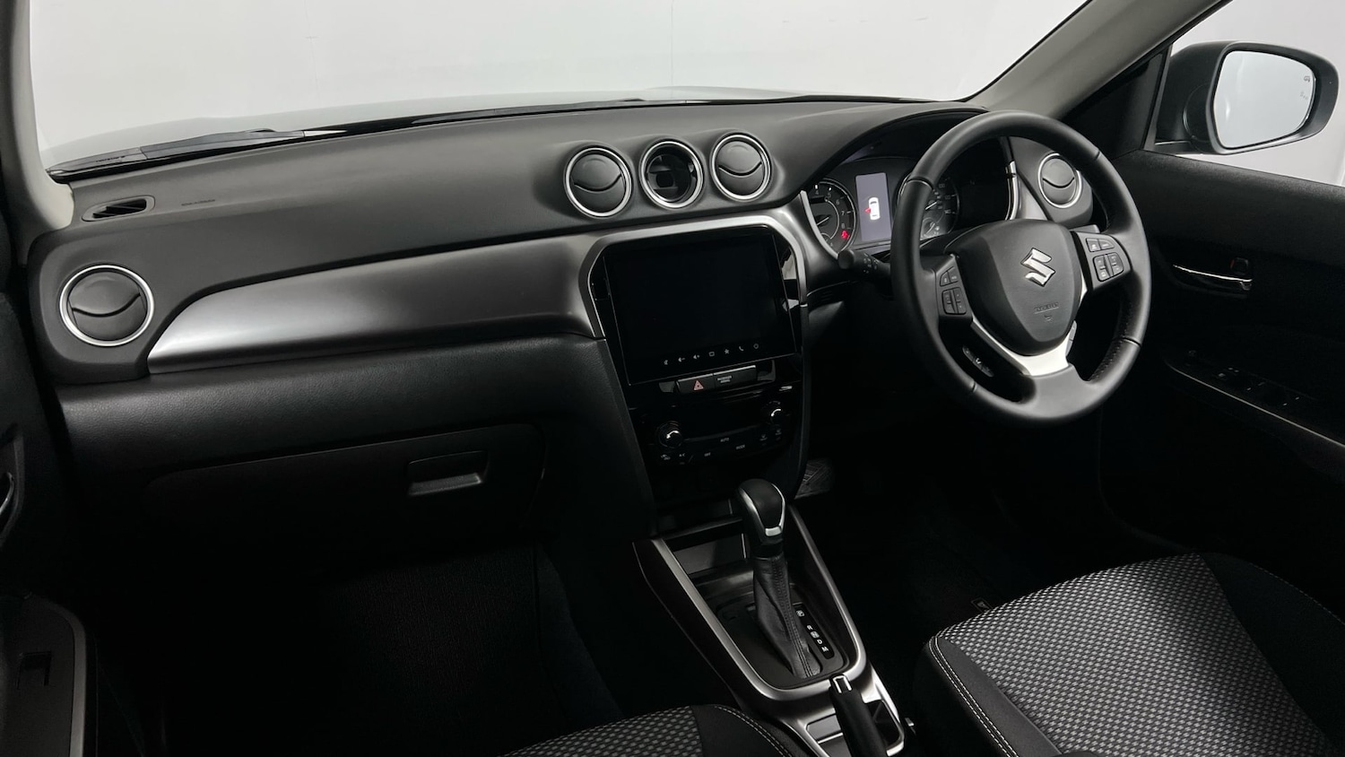 Used Suzuki Vitara 2025 for sale - 77938397: Photo 2