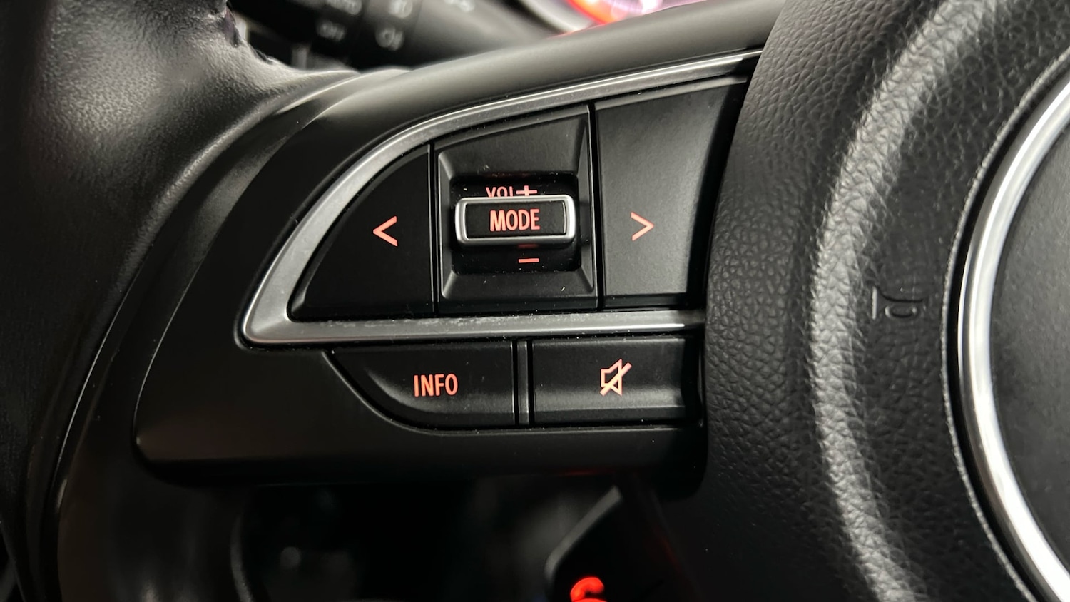 Used Suzuki Swift 2021 for sale - 77881291: Photo 15