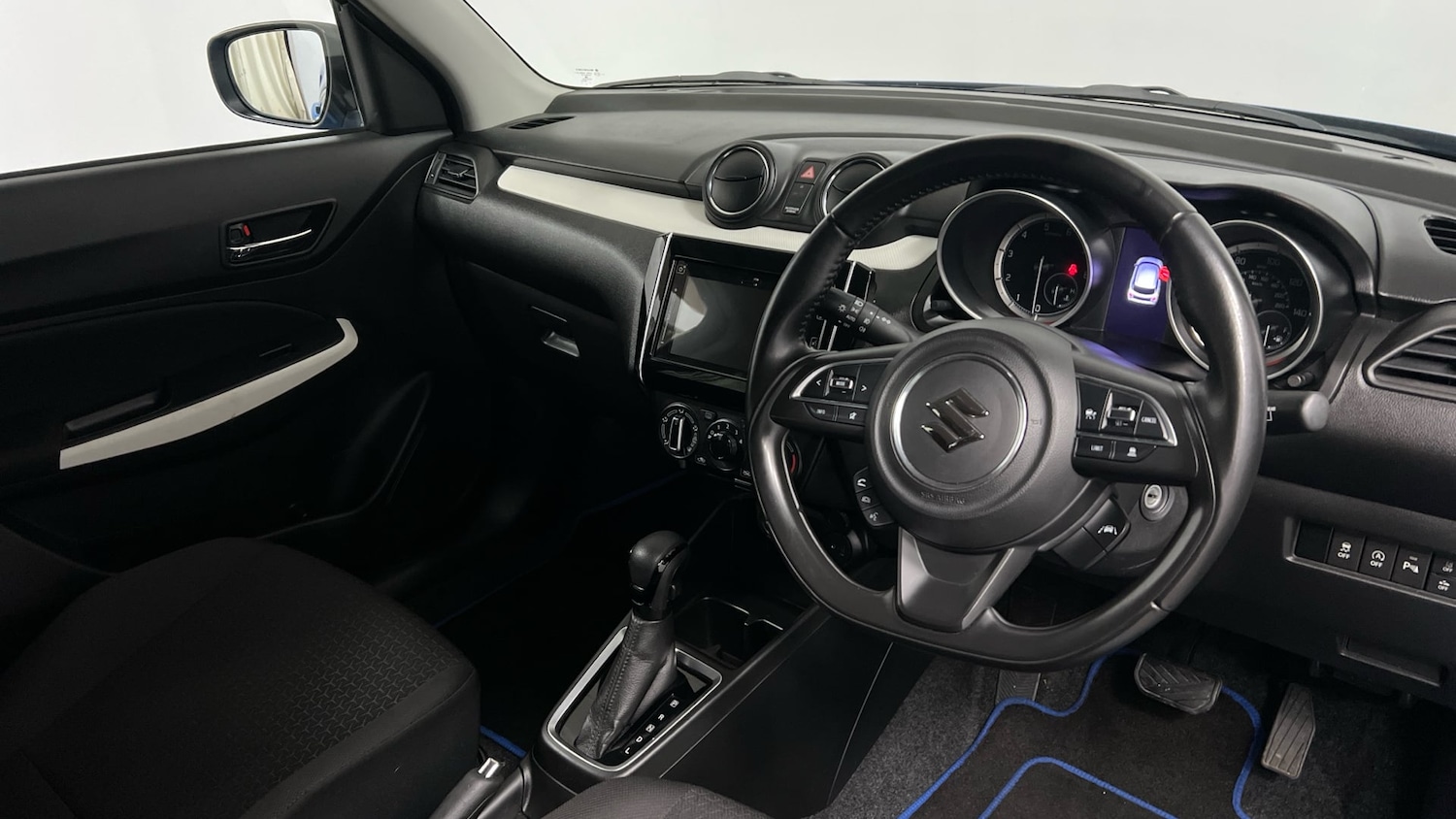 Used Suzuki Swift 2021 for sale - 77881291: Photo 6