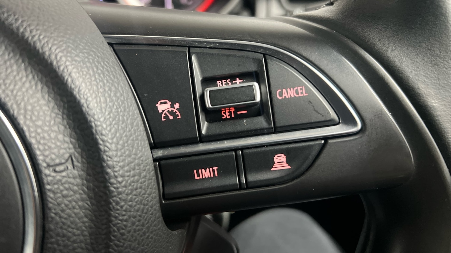 Used Suzuki Swift 2021 for sale - 78018553: Photo 16