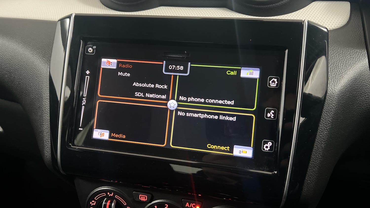 Used Suzuki Swift 2021 for sale - 78018553: Photo 23