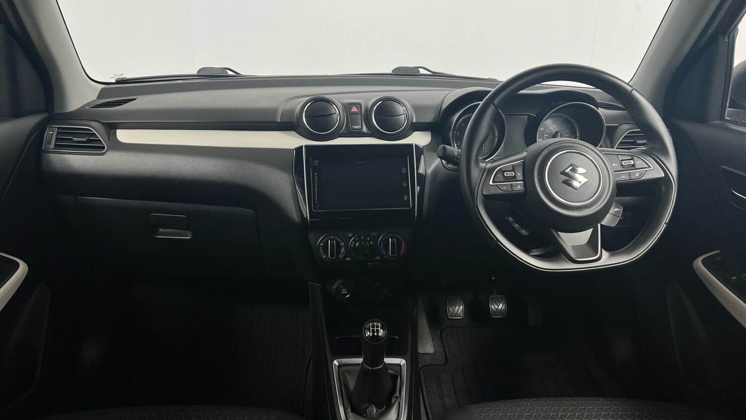 Used Suzuki Swift 2022 for sale - 76675139: Photo 13