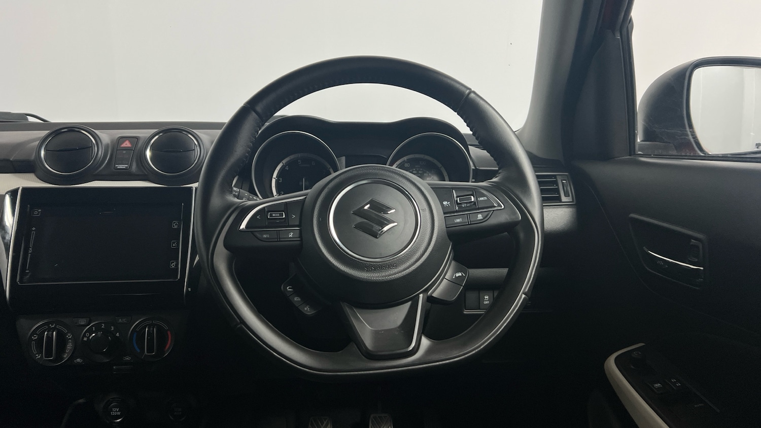 Used Suzuki Swift 2022 for sale - 76675139: Photo 14