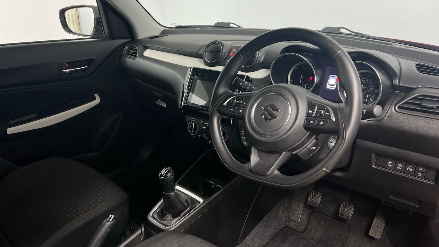 Used Suzuki Swift 2022 for sale - 76675139: Photo 6