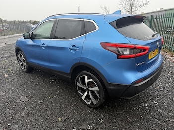 Used Nissan Qashqai 2017 for sale - 76570674: Photo