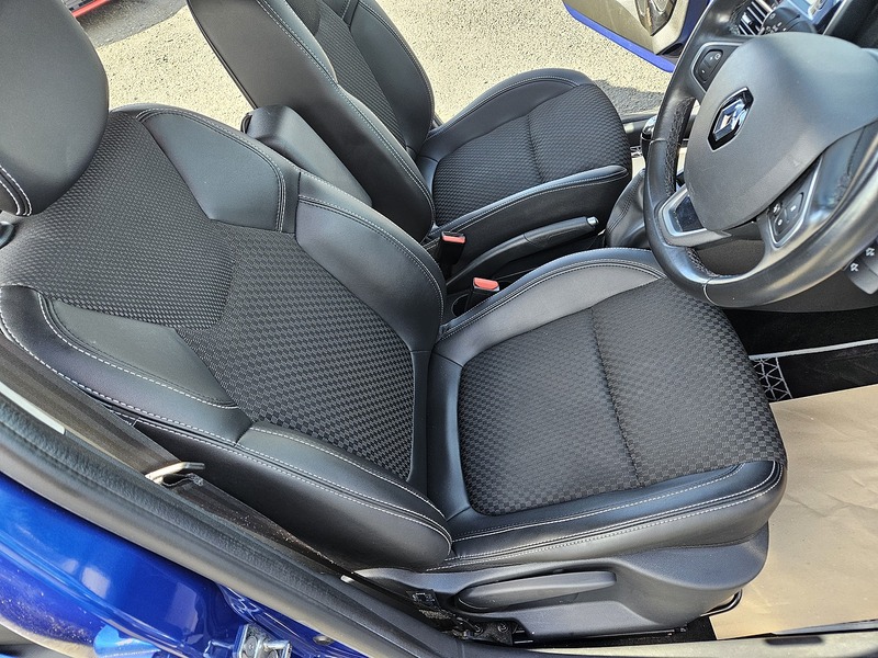 Used Renault Clio 2017 for sale - 76216501: Photo 17
