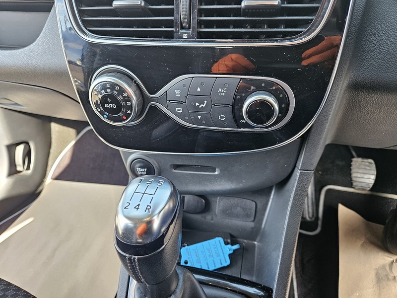 Used Renault Clio 2017 for sale - 76216501: Photo 18