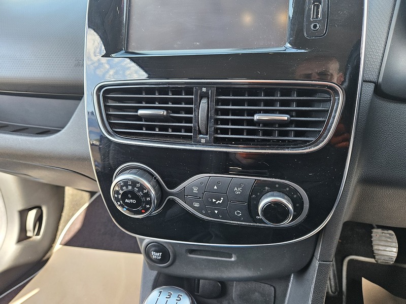 Used Renault Clio 2017 for sale - 76216501: Photo 23