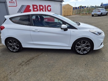 Used Ford Fiesta 2019 for sale - 79435435: Photo