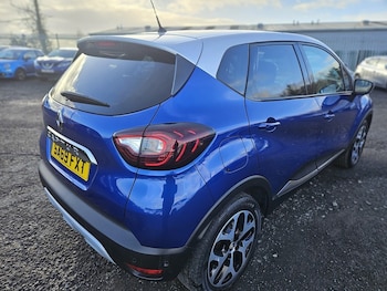 Used Renault Captur 2019 for sale - 76216522: Photo