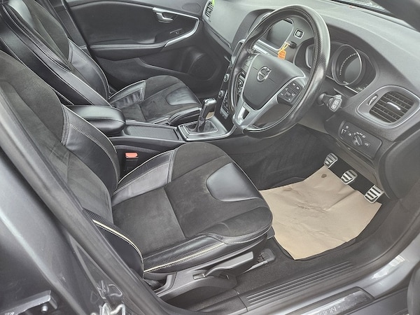 Used Volvo V40 2017 for sale - 76216510: Photo 16