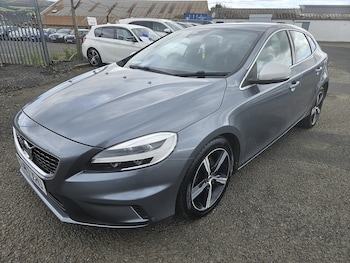 Volvo - V40