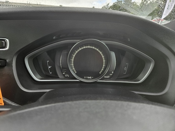 Used Volvo V40 2017 for sale - 76216510: Photo 21