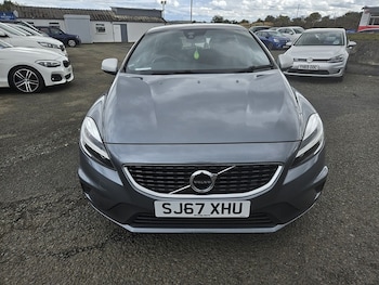 Used Volvo V40 2017 for sale - 76216510: Photo 2