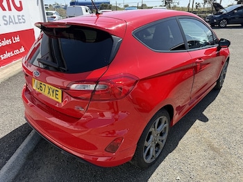Used Ford Fiesta 2017 for sale - 79435432: Photo