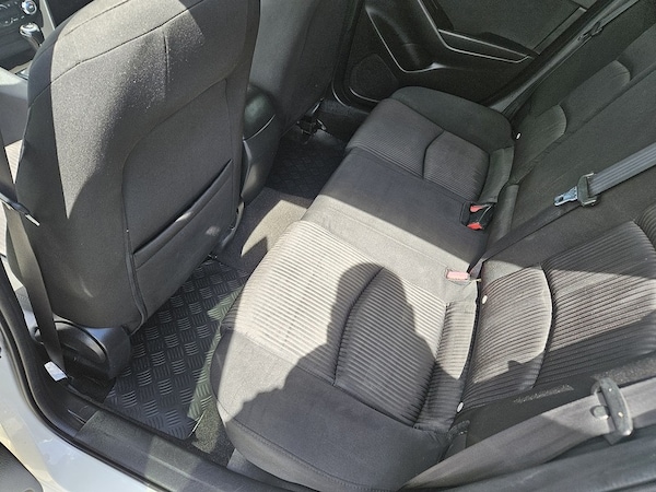Used Mazda Mazda3 2014 for sale - 76216500: Photo 10