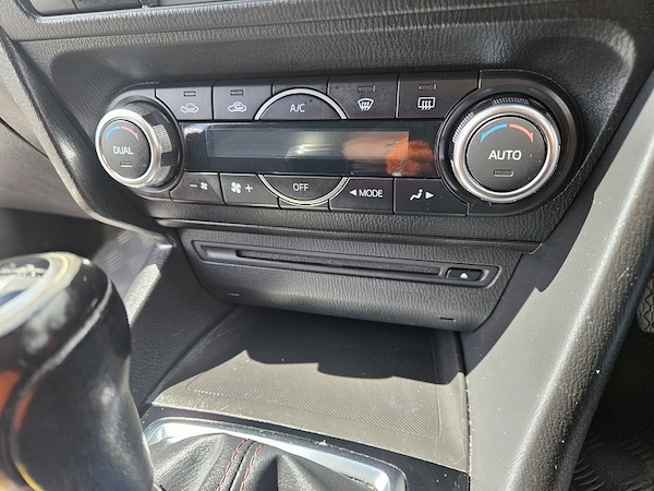 Used Mazda Mazda3 2014 for sale - 76216500: Photo 26