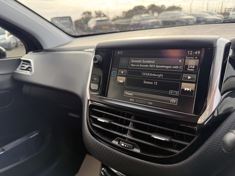 Used Peugeot 2008 2016 for sale - 77404586: Photo 25