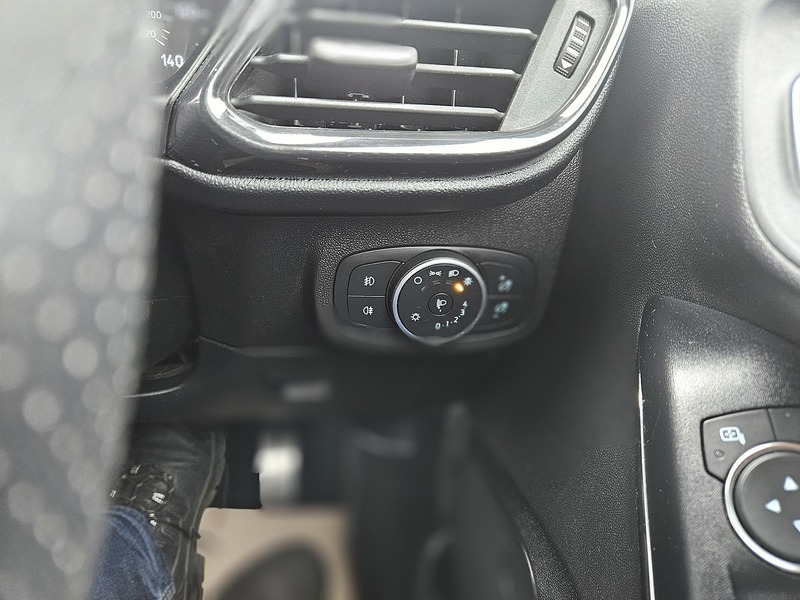 Used Ford Fiesta 2018 for sale - 76224144: Photo 15