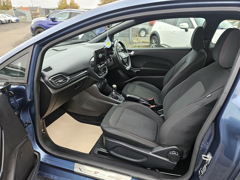 Used Ford Fiesta 2018 for sale - 76224144: Photo 8