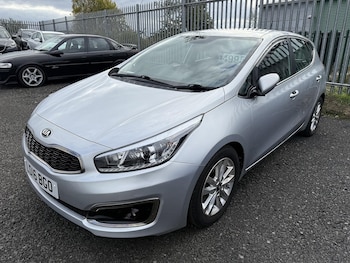 Used Kia Ceed 2016 for sale - 76188560: Photo