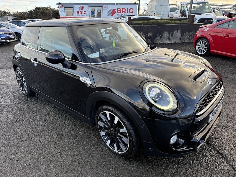 Used MINI Hatch 2019 for sale - 76216523: Photo 2