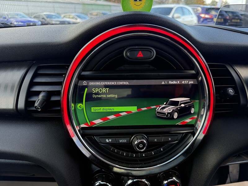 Used MINI Hatch 2019 for sale - 76216523: Photo 22