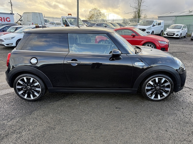 Used MINI Hatch 2019 for sale - 76216523: Photo 6