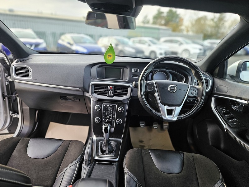 Used Volvo V40 2018 for sale - 76216521: Photo 14