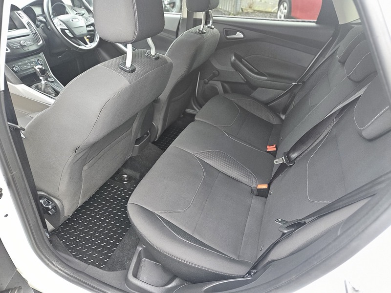 Used Ford Focus 2017 for sale - 76216508: Photo 11