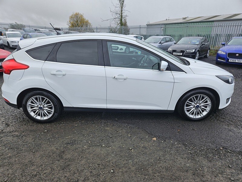 Used Ford Focus 2017 for sale - 76216508: Photo 4