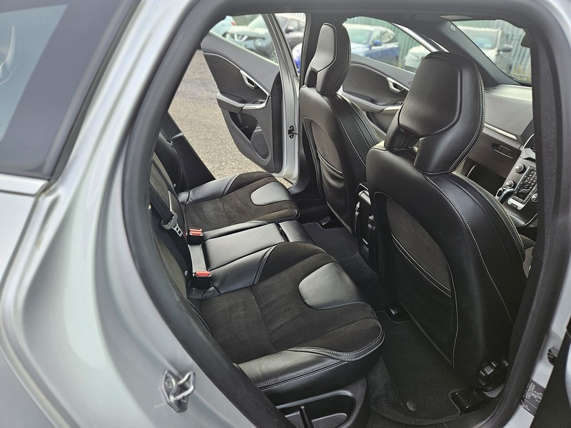 Used Volvo V40 2018 for sale - 77034323: Photo 14